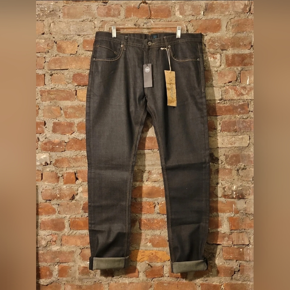 NEW WITH TAGS AKNOWLEDGE RAW SKINNY DENIM JEANS 36W 35L 100% COTTON PLATO